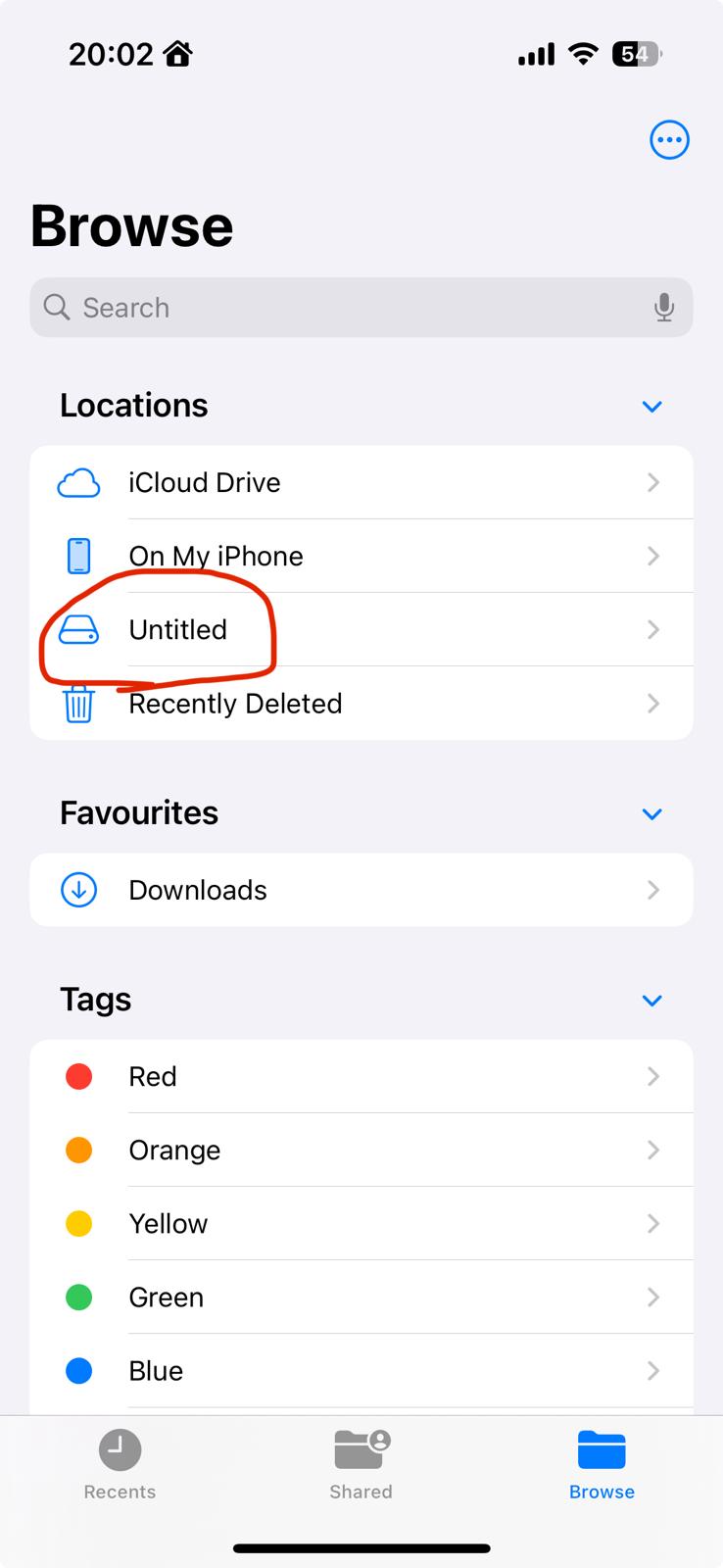 iphone-read-vintage-carmera.jpeg